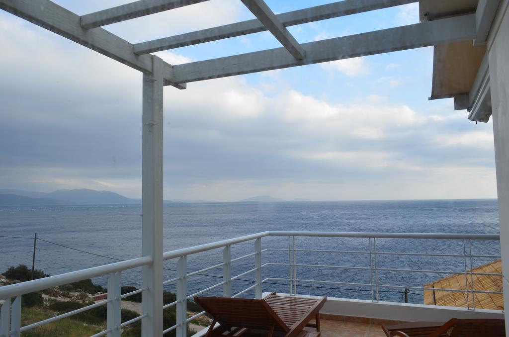 Giorgis Home Seafront Schinias Exterior foto